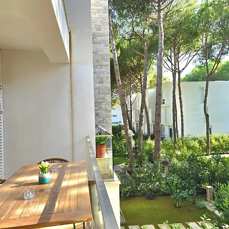 Sunny 287 Apartment